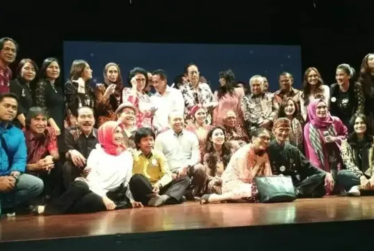 Syukuran 1 Tahun Kepengurusan Parfi ’56 Syukuran 1 Tahun Kepengurusan Parfi '56
