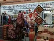 Produk Industri Kreatif Anak Negeri Ramaikan ‘Crafina 2017’ Produk Industri Kreatif Anak Negeri Ramaikan 'Crafina 2017'