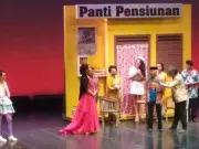 Lakon Koruptor yang Menguras Tawa Lakon Koruptor yang Menguras Tawa