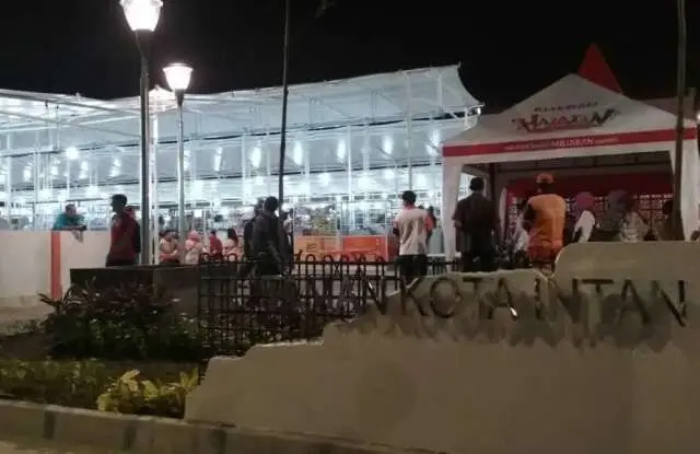 Pengunjung Sepi Sejak Direlokasi, PKL Kawasan Kota Tua Akan Ditata Ulang Pengunjung Sepi Sejak Direlokasi, PKL Kawasan Kota Tua Akan Ditata Ulang