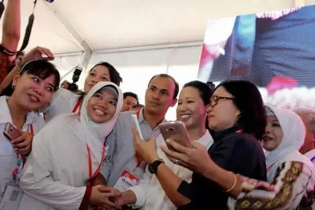 Rini Soemarno Membantah Banyak Perusahaan BUMN Mengambil Porsi Swasta dan UMKM Rini Soemarno Membantah Banyak Perusahaan BUMN Mengambil Porsi Swasta dan UMKM