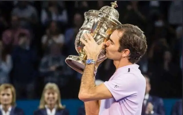 Roger Federer Bermain Garang Ketika Mengalahkan Juan Martin del Potro Roger Federer Bermain Garang Ketika Mengalahkan Juan Martin del Potro