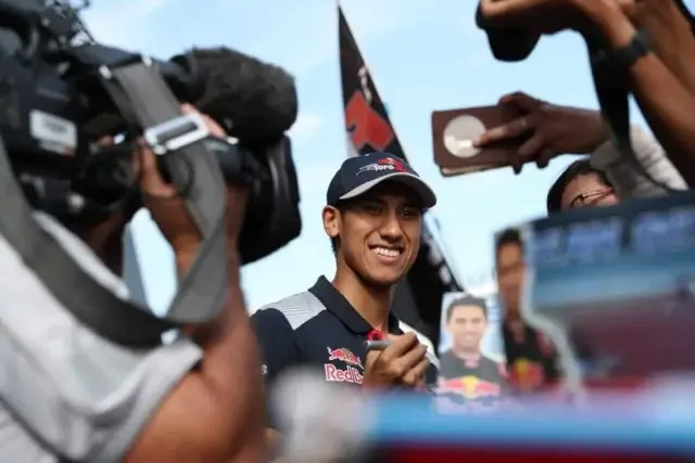 Sean Gelael, Kembali Fokus Menghadapi Seri Terakhir Balapan Sean Gelael, Kembali Fokus Menghadapi Seri Terakhir Balapan
