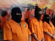 Tiga Pengedar Sabu Jaringan Narkotika Internasional Ditangkap Tiga Pengedar Sabu Jaringan Narkotika Internasional Ditangkap