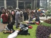 Selasar Lantai Satu Gedung BEI Ambruk Selasar Lantai Satu Gedung BEI Ambruk