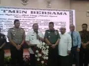Polres Metro Jakarta Barat dan Pemkot Jakarta Barat Bersinergi Berantas Narkoba di Kampung Boncos Polres Metro Jakarta Barat dan Pemkot Jakarta Barat Bersinergi Berantas Narkoba di Kampung Boncos