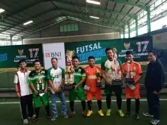 Sinergi BAZNAS-LAZ Makin Optimal, BMH Juara Turnamen Futsal Sinergi BAZNAS-LAZ Makin Optimal, BMH Juara Turnamen Futsal