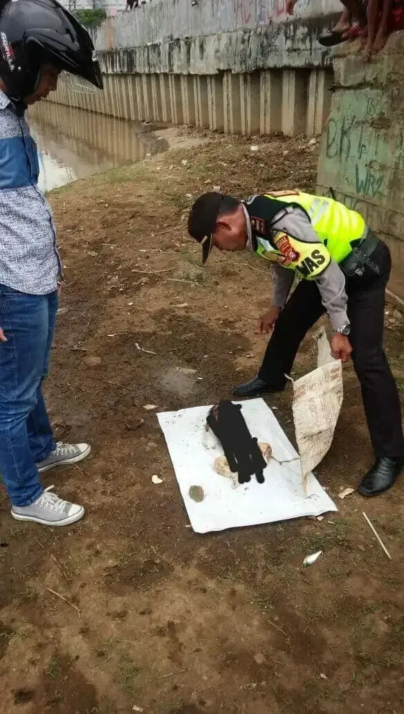 Mayat Bayi Laki-laki Ditemukan Petugas Kebersihan