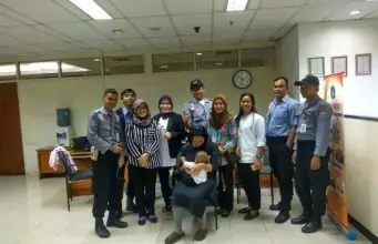 Depresi, Wanita Ini Pergi dari Rumah Membawa Bayinya Depresi, Wanita Ini Pergi dari Rumah Membawa Bayinya