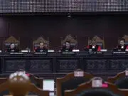 Mahkamah Konstitusi (MK) Kembali Menggelar Sidang Uji Materi Undang Undang Pemilu Mahkamah Konstitusi (MK) Kembali Menggelar Sidang Uji Materi Undang Undang Pemilu