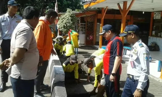 Jelang Adipura Terminal Bus AKAP Kalideres Bersolek