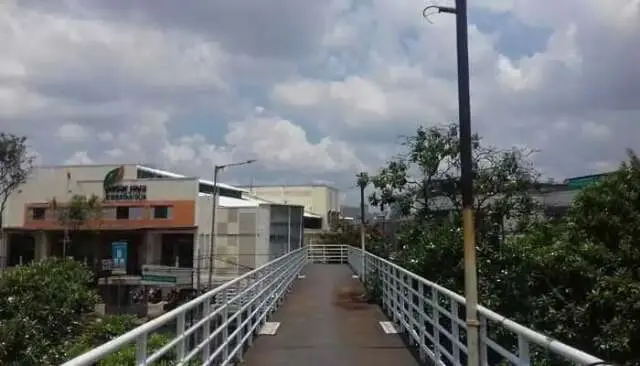 Membahayakan Warga, Beberapa JPO di Wilayah Jakarta Barat Banyak yang Rusak