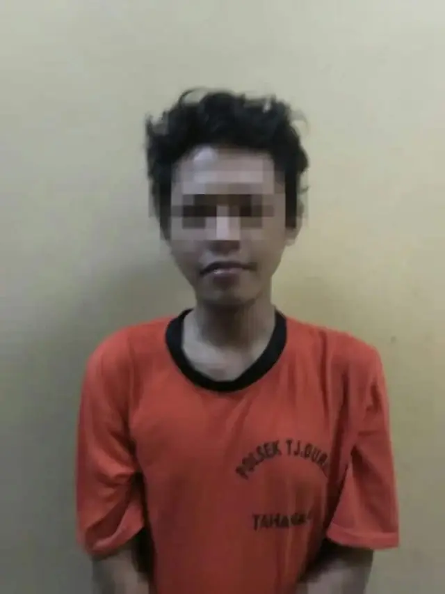 Nyambi Sebagai Kurir Narkoba, Driver Ojol Diringkus Unit Narkoba Polsek Tanjung Duren Nyambi Sebagai Kurir Narkoba, Driver Ojol Diringkus Unit Narkoba Polsek Tanjung Duren