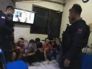 Tim Pemburu Preman Polres Jakbar Amankan Tawuran Pelajar di Cengkareng Tim Pemburu Preman Polres Jakbar Amankan Tawuran Pelajar di Cengkareng