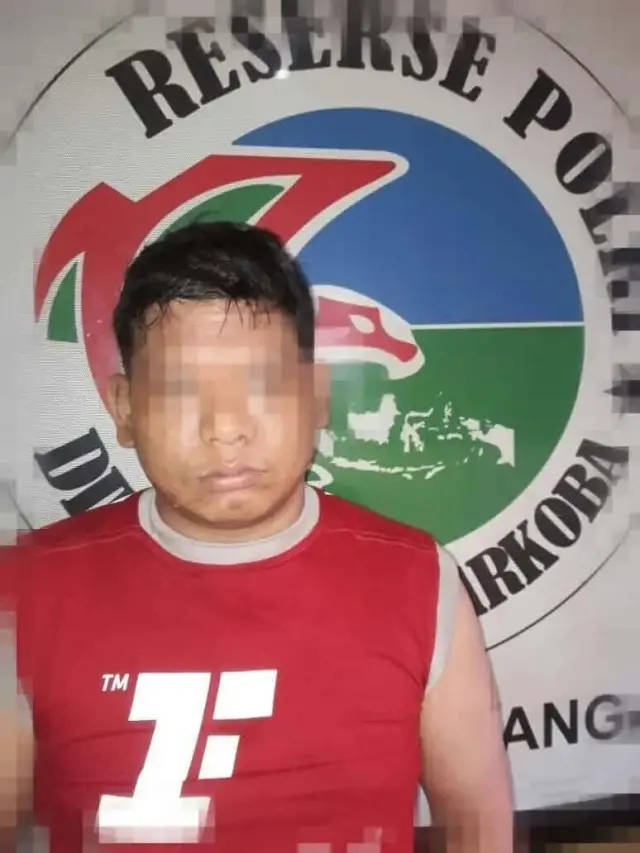 Pengedar Sabu Diringkus Unit Narkoba Polsek Kembangan Pengedar Sabu Diringkus Unit Narkoba Polsek Kembangan