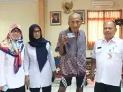 Dinas Kependudukan dan Catatan Sipil DKI Buatkan E-KTP untuk Lansia Telantar Dinas Kependudukan dan Catatan Sipil DKI Buatkan E-KTP untuk Lansia Telantar