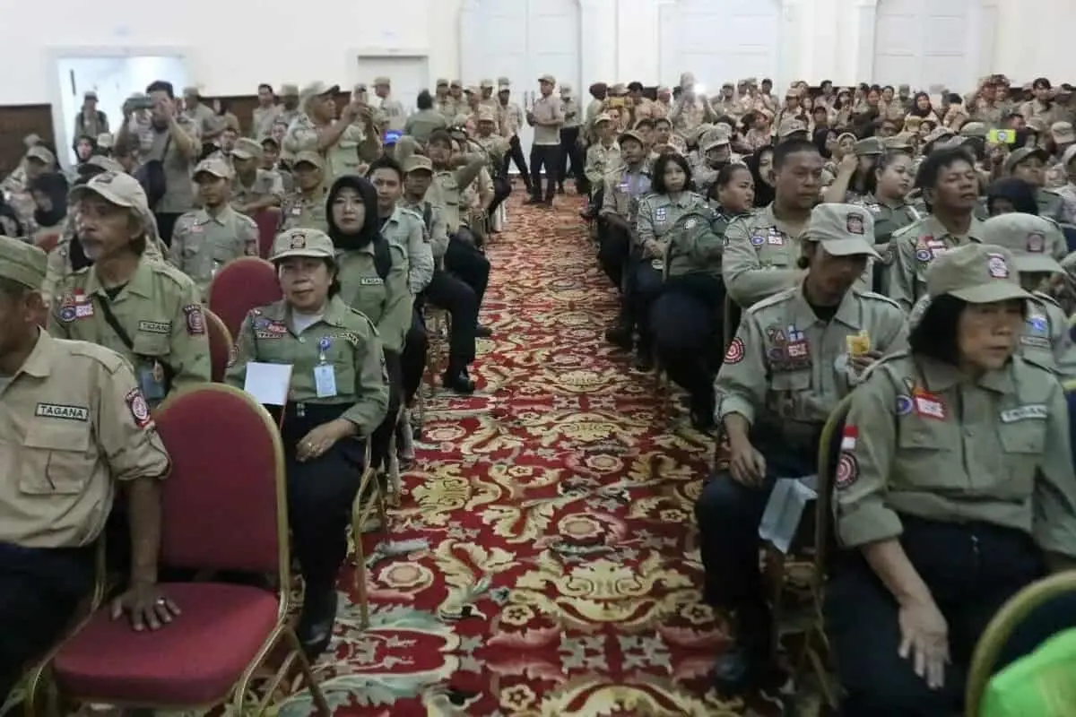 HUT Ke-14, Tagana Berikan Santunan, Kursi Roda, Hingga Alat Bantu Dengar HUT Ke-14, Tagana Berikan Santunan, Kursi Roda, Hingga Alat Bantu Dengar