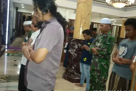 Koramil 07/Kembangan Kodim 0503 Jakarta Barat Aktif Hadiri Sholat Subuh Berjamaah
