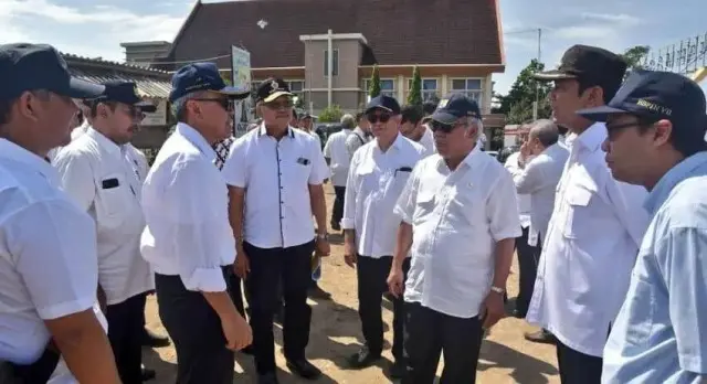 Basuki Hadimuljono Optimistis Sejumlah Ruas Tol Fungsional Akan Siap Basuki Hadimuljono Optimistis Sejumlah Ruas Tol Fungsional Akan Siap