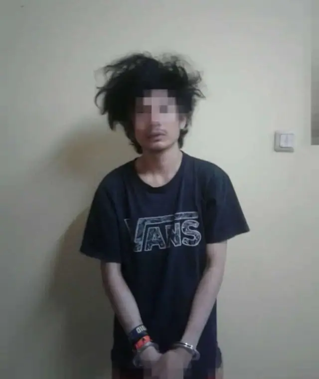 Pelaku Jambret Modus Tanya Jalan Diamankan Polsek Tanjung Duren Pelaku Jambret Modus Tanya Jalan Diamankan Polsek Tanjung Duren