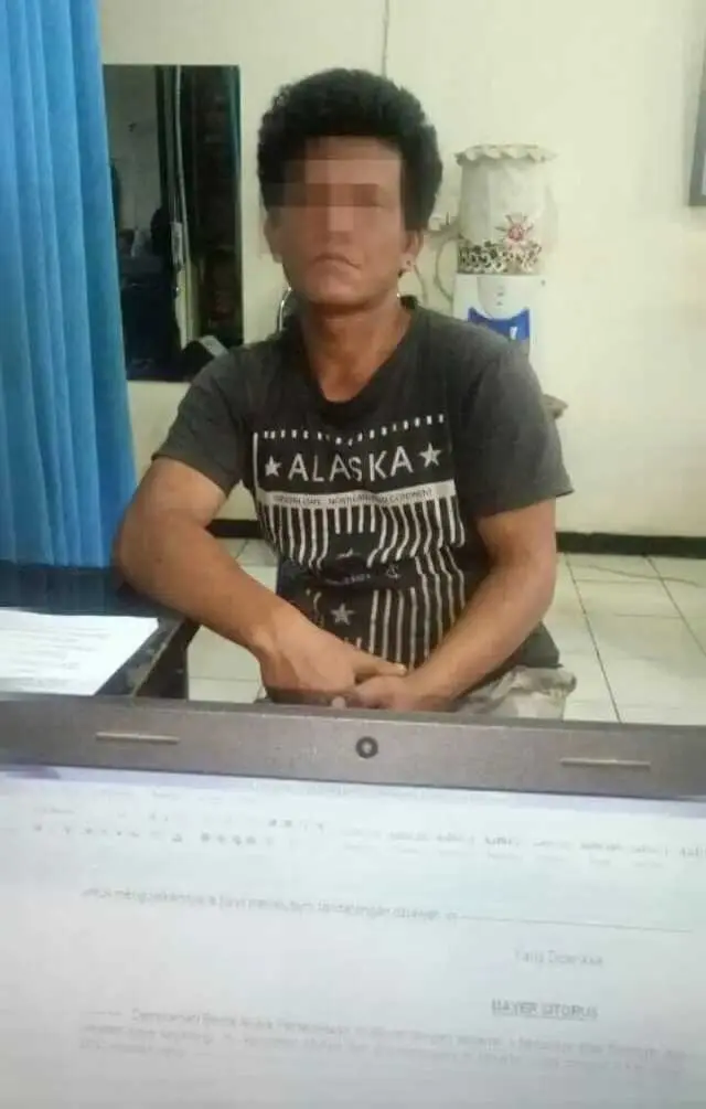 Aniaya Korban, Tukang Bensin Eceran Diamankan Unit Reskrim Polsek Cengkareng Aniaya Korban, Tukang Bensin Eceran Diamankan Unit Reskrim Polsek Cengkareng