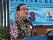 Akbar Tandjung; Airlangga Hartarto Merpeluang Menjadi Cawapres Jokowi Akbar Tandjung; Airlangga Hartarto Merpeluang Menjadi Cawapres Jokowi