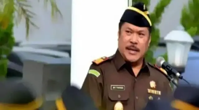 Jan S Maringka; Mengajukan Anggaran Tambahan Pengadaan Senjata Api Jan S Maringka; Mengajukan Anggaran Tambahan Pengadaan Senjata Api