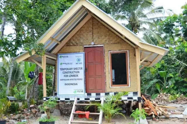YKMI Bangun 155 Rumah Hunian Sementara di Lombok YKMI Bangun 155 Rumah Hunian Sementara di Lombok