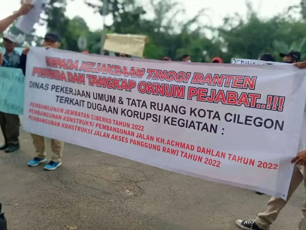 LAC tantang Kejati Banten Periksa Pejabat PU Kota Cilegon LAC tantang Kejati Banten Periksa Pejabat PU Kota Cilegon