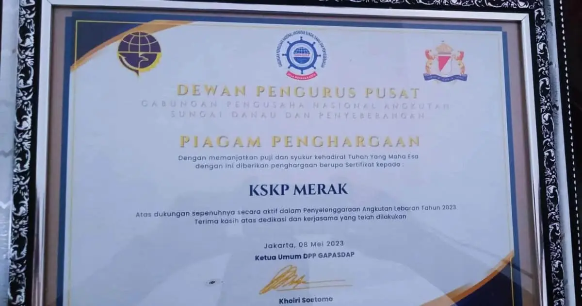 GAPASDAP Apresiasi Kapolsek KSKP Merak Polres Cilegon Terima Piagam Penghargaan GAPASDAP Apresiasi Kapolsek KSKP Merak Polres Cilegon Terima Piagam Penghargaan