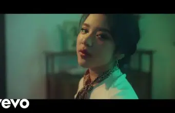 Lirik Lagu Tega – Tiara Andini Lirik Lagu Tega - Tiara Andini