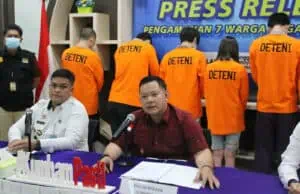 Tanpa Dokumen Lengkap, Imigrasi Kelas II TPI Tanjung Balai Karimun Mengamankan 7 (tujuh) Warga Negara Republik Rakyat Tiongkok